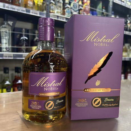 Pisco Mistral 750 cc Nobel Berries